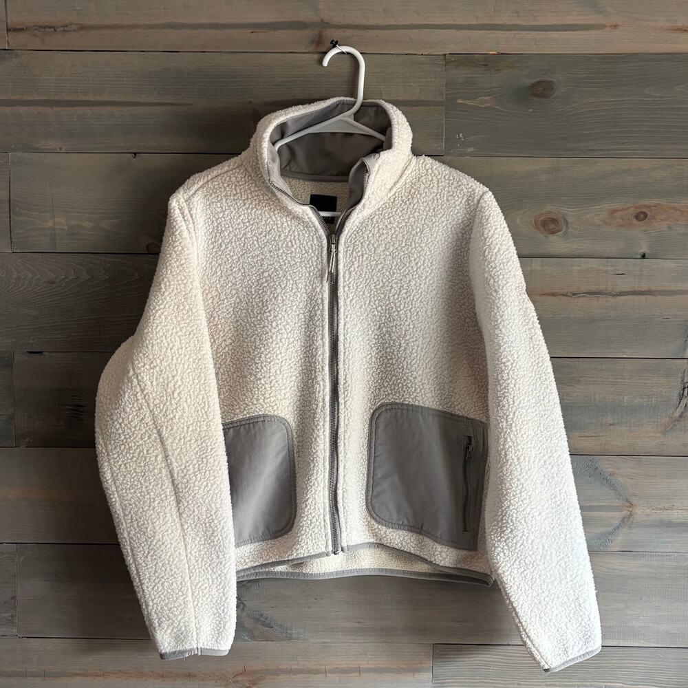 VUORI | Alpine Fleece Jacket White and Grey Size M